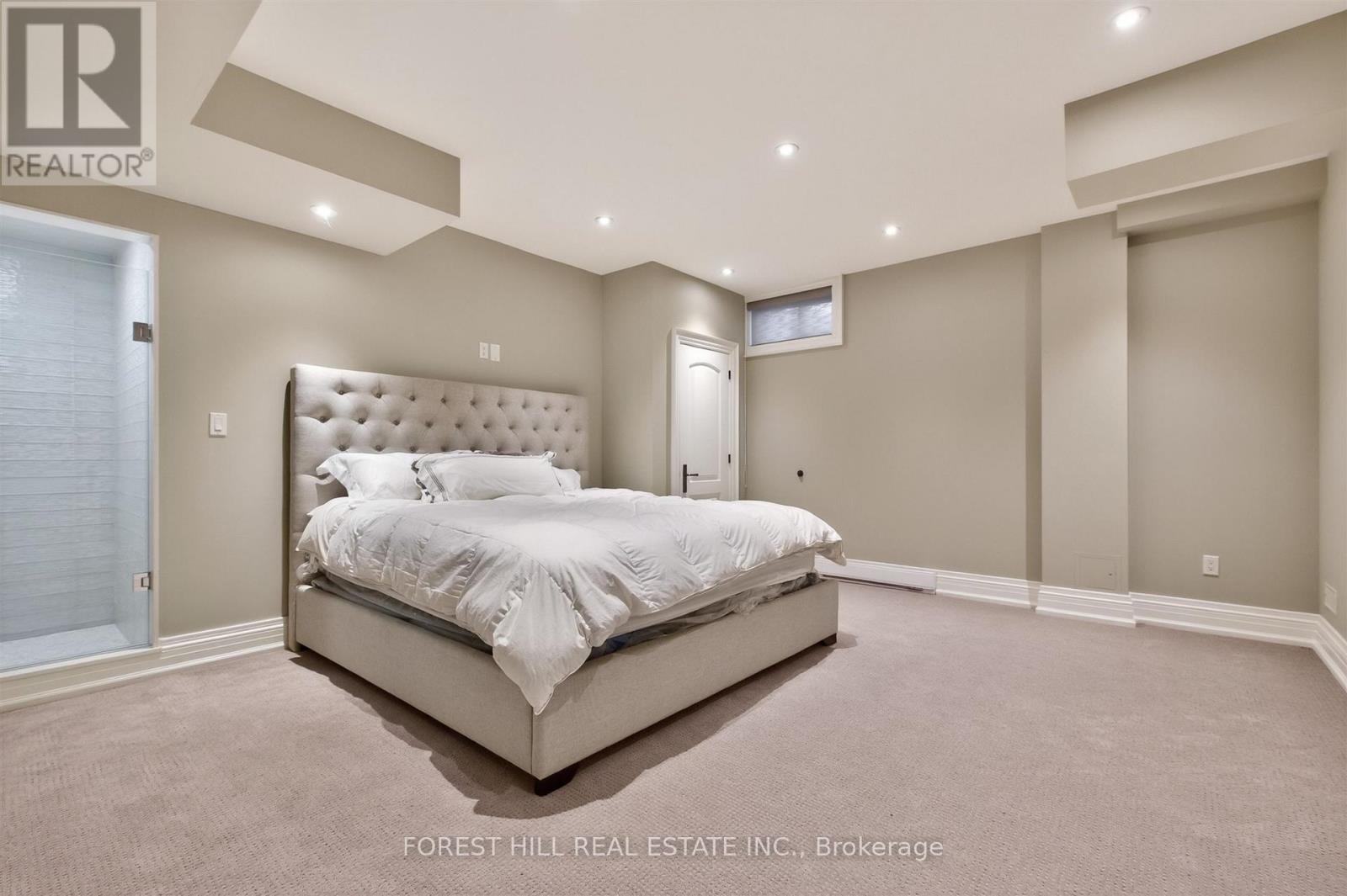 326 LYTTON BOULEVARD Toronto (Lawrence Park South), ON M5N 1R8
