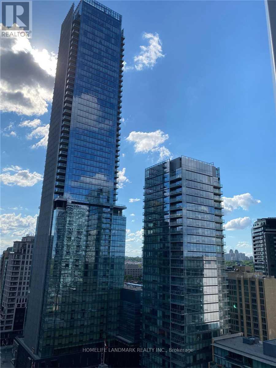 1 YORKVILLE AVENUE, Toronto, Ontario