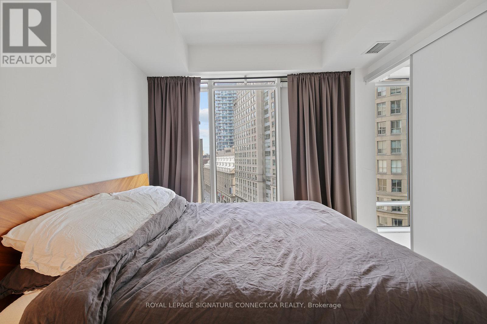 808 - 8 The Esplanade, Toronto, Ontario  M5E 0A6 - Photo 19 - C13414176