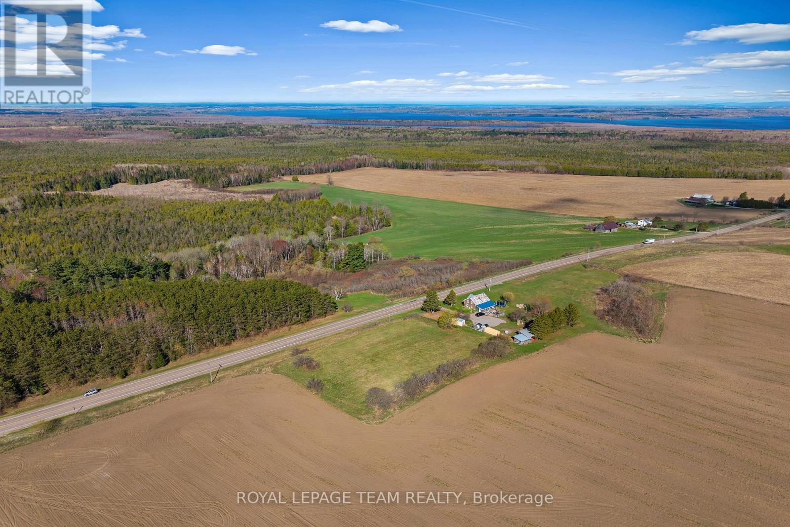 000 Lookout Road, Whitewater Region, Ontario  K0J 2L0 - Photo 2 - X13107138