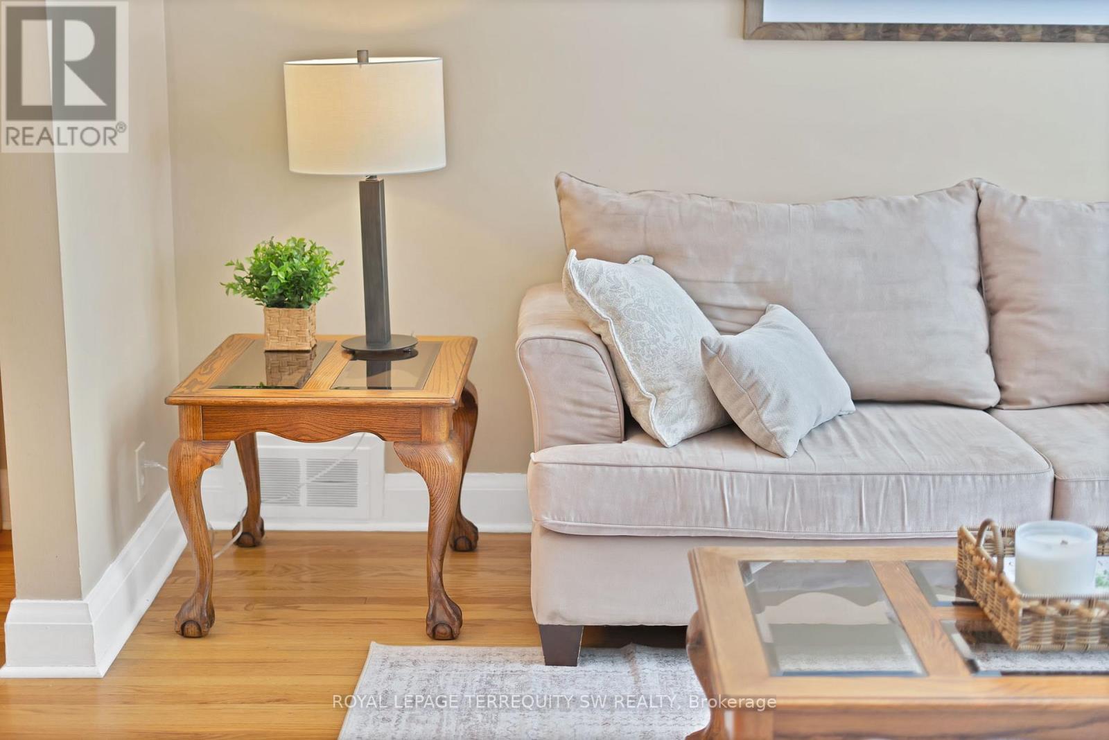 100 Harding Boulevard, Toronto, Ontario  M1N 3E2 - Photo 11 - E13413898