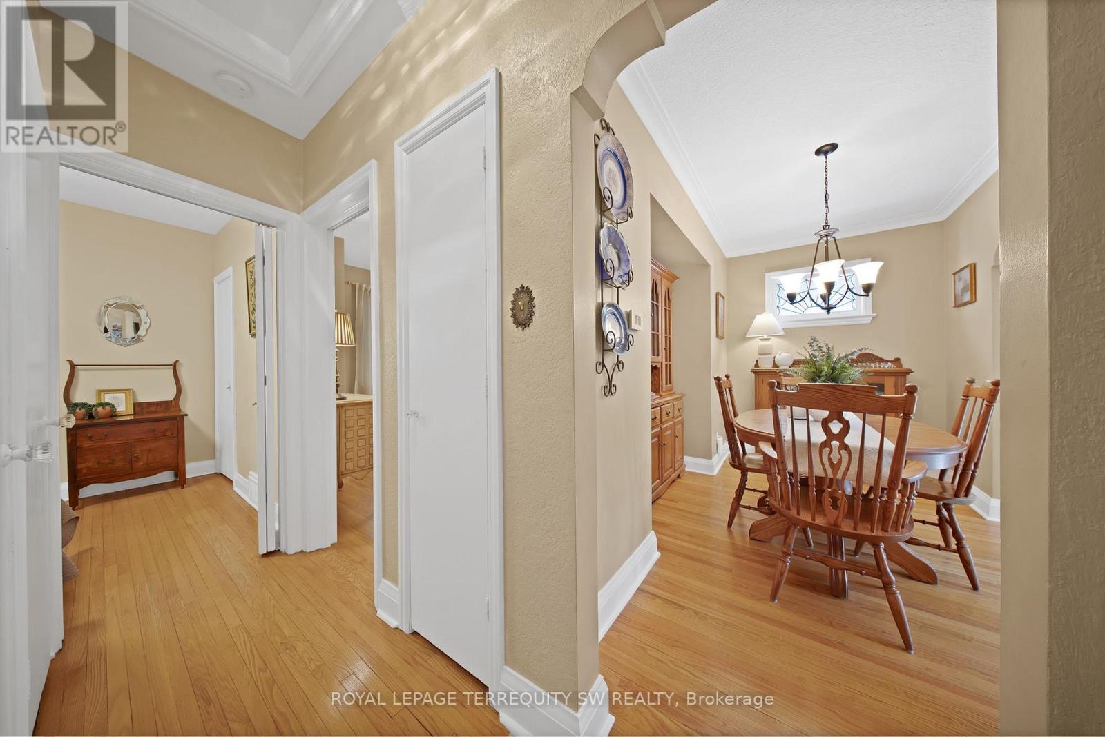 100 Harding Boulevard, Toronto, Ontario  M1N 3E2 - Photo 18 - E13413898