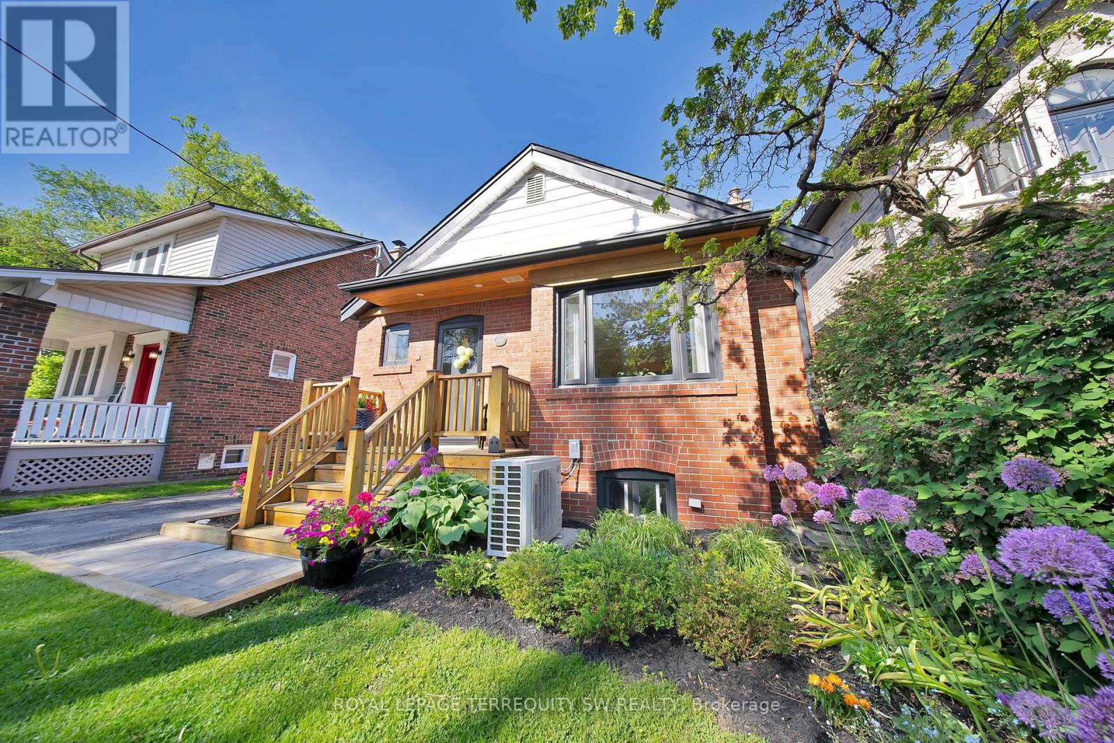 100 Harding Boulevard, Toronto, Ontario  M1N 3E2 - Photo 2 - E13413898