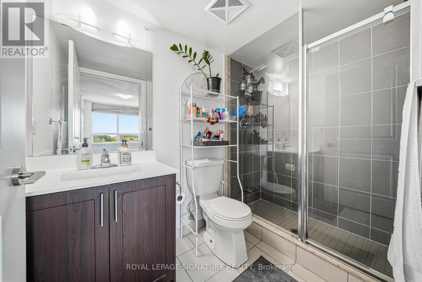 601 - 3520 Danforth Avenue, Toronto, Ontario  M1L 1E5 - Photo 13 - E13414058