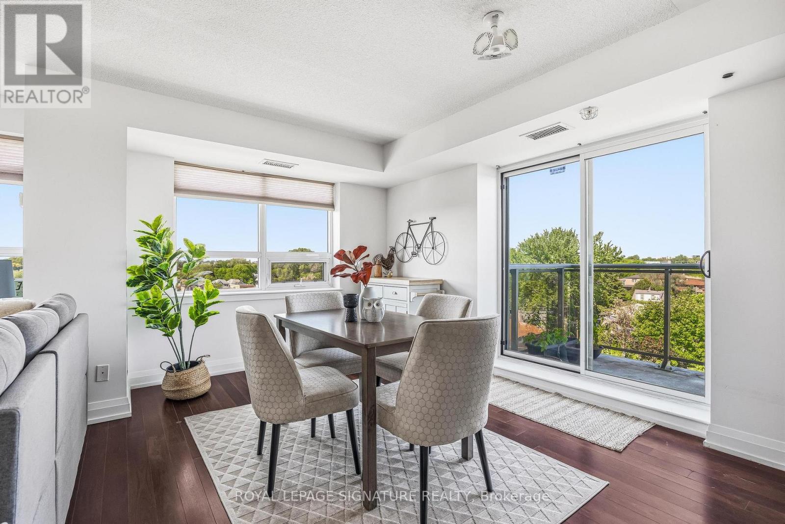 601 - 3520 Danforth Avenue, Toronto, Ontario  M1L 1E5 - Photo 2 - E13414058