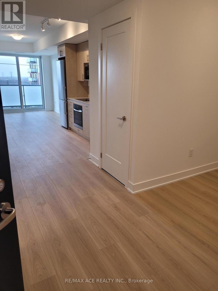 612 - 2545 Simcoe Street, Oshawa, Ontario  L1L 0W3 - Photo 2 - E13414078