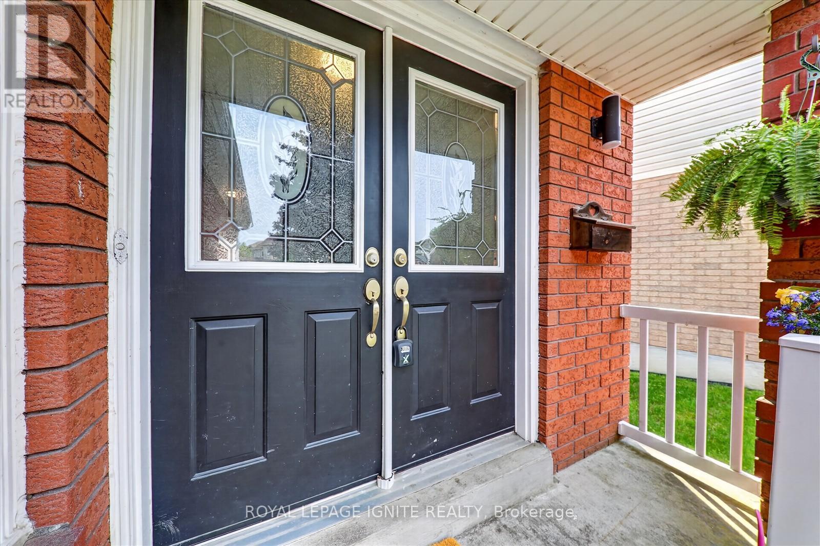 14 Elephant Hill Drive, Clarington, Ontario  L1C 4M5 - Photo 9 - E13414202