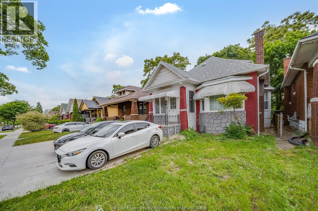 494 RANKIN, windsor, Ontario