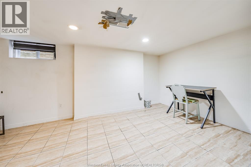 494 Rankin, Windsor, Ontario  N9B 2R7 - Photo 26 - 26012745