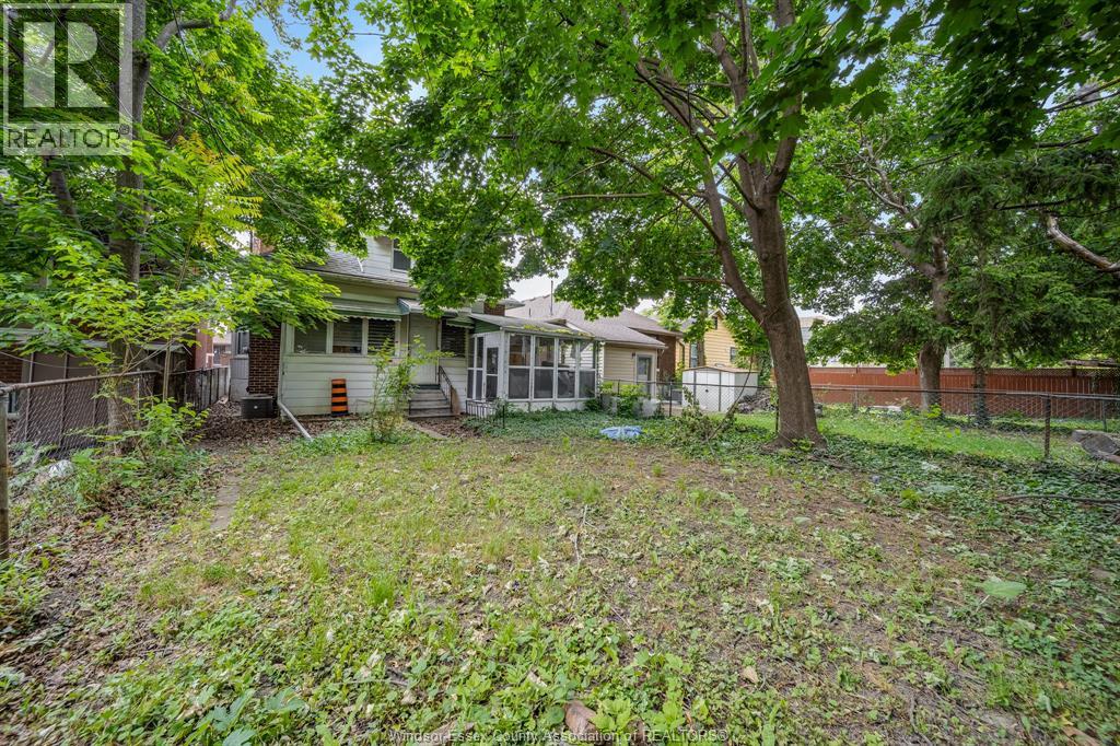 494 Rankin, Windsor, Ontario  N9B 2R7 - Photo 32 - 26012745