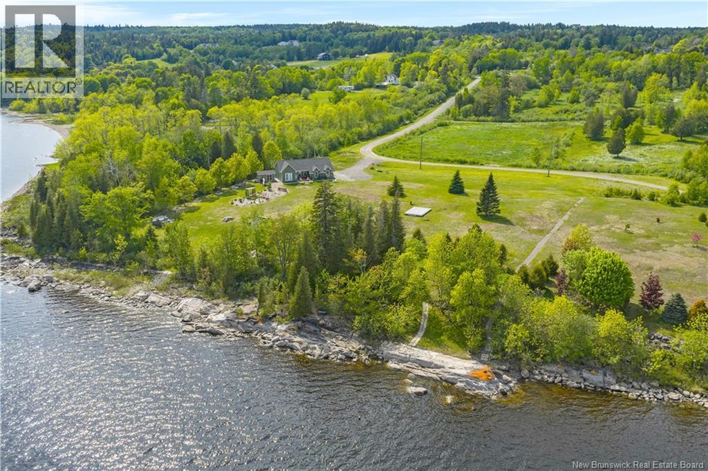 28 Vista Drive, Clifton Royal, New Brunswick