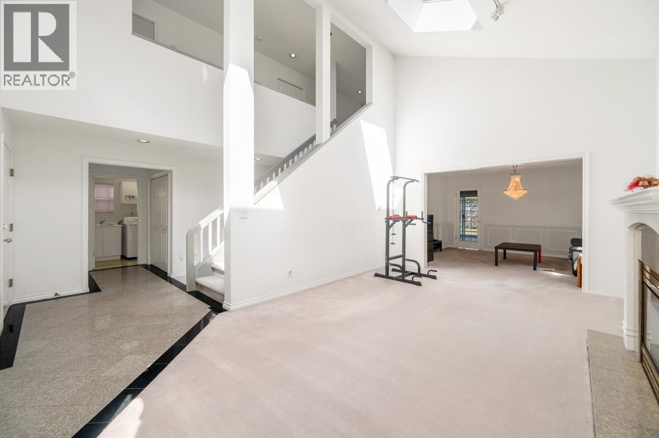 12631 Cameron Drive, Richmond, British Columbia  V6V 2T6 - Photo 3 - R3133026