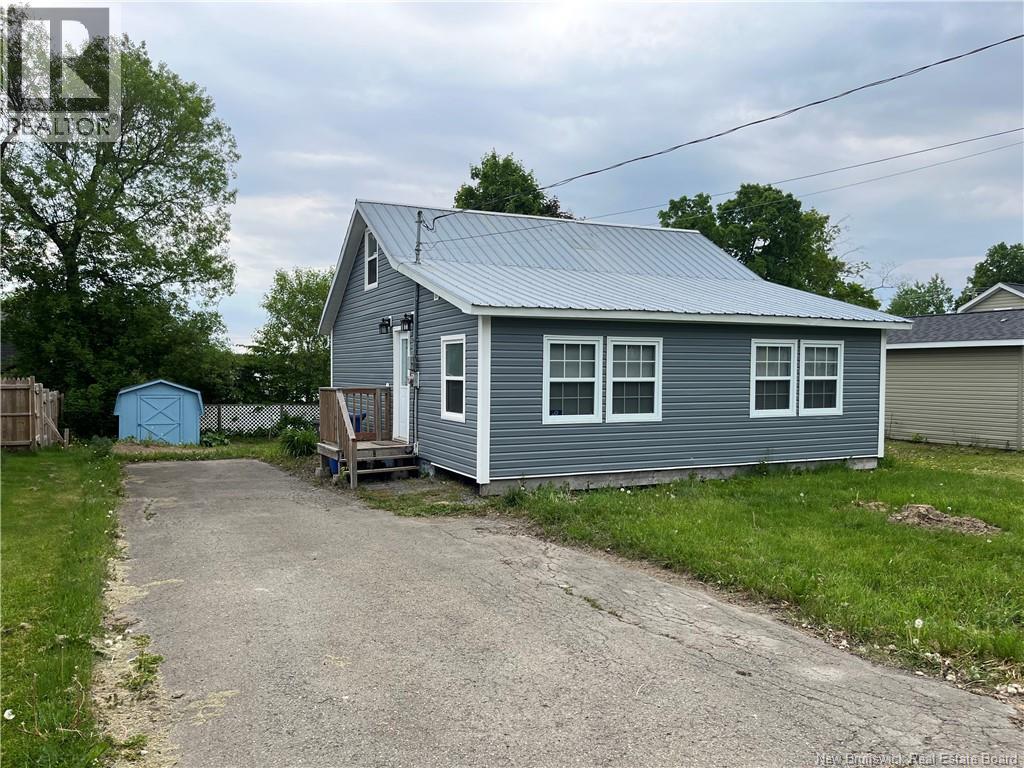 9 Churchill Street, Hartland, New Brunswick