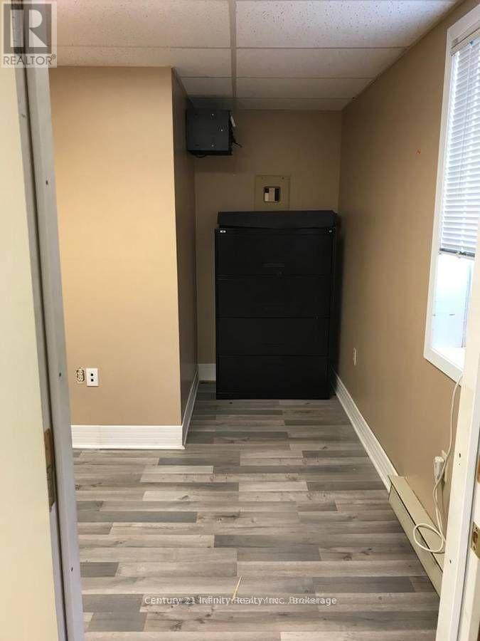 204 - 909 Simcoe Street N, Oshawa, Ontario  L1G 4W1 - Photo 3 - E13414390