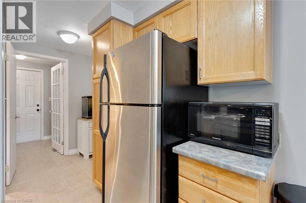 249 Wilderness Drive, Kitchener, Ontario  N2E 3R4 - Photo 18 - 40834862
