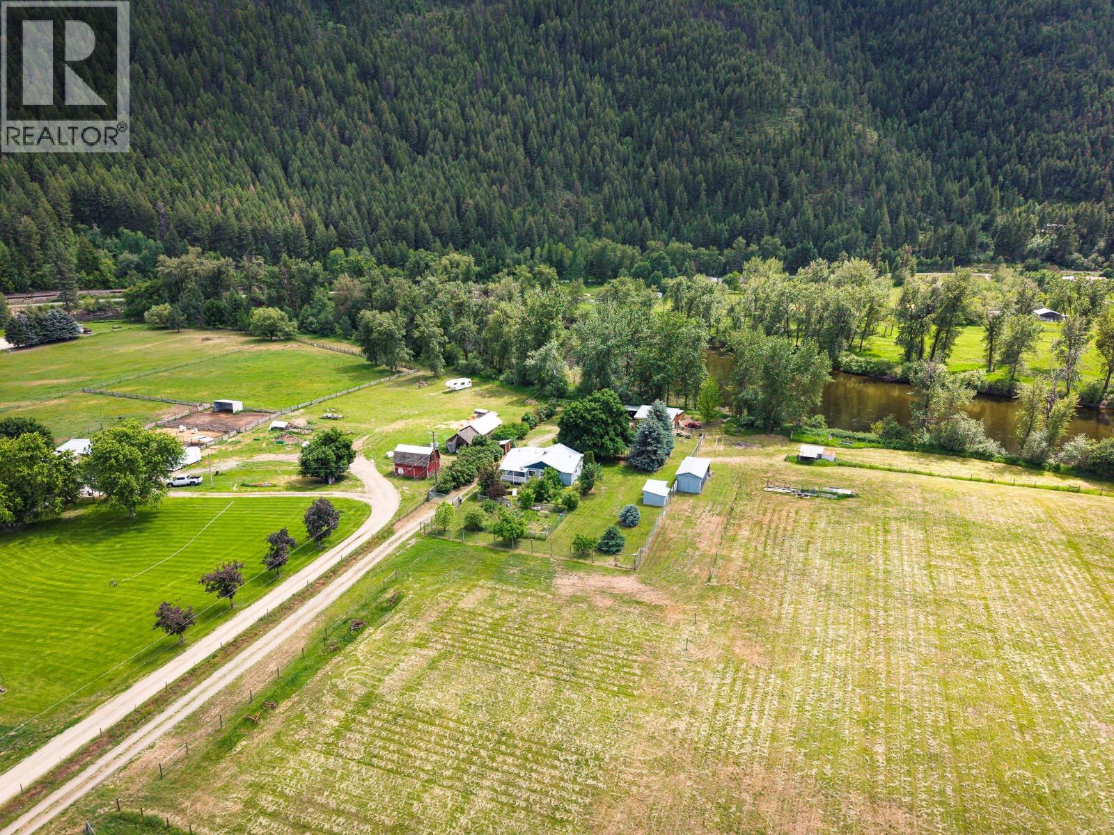460 South Nursery Road, Grand Forks, British Columbia  V0H 1H9 - Photo 8 - 10387887