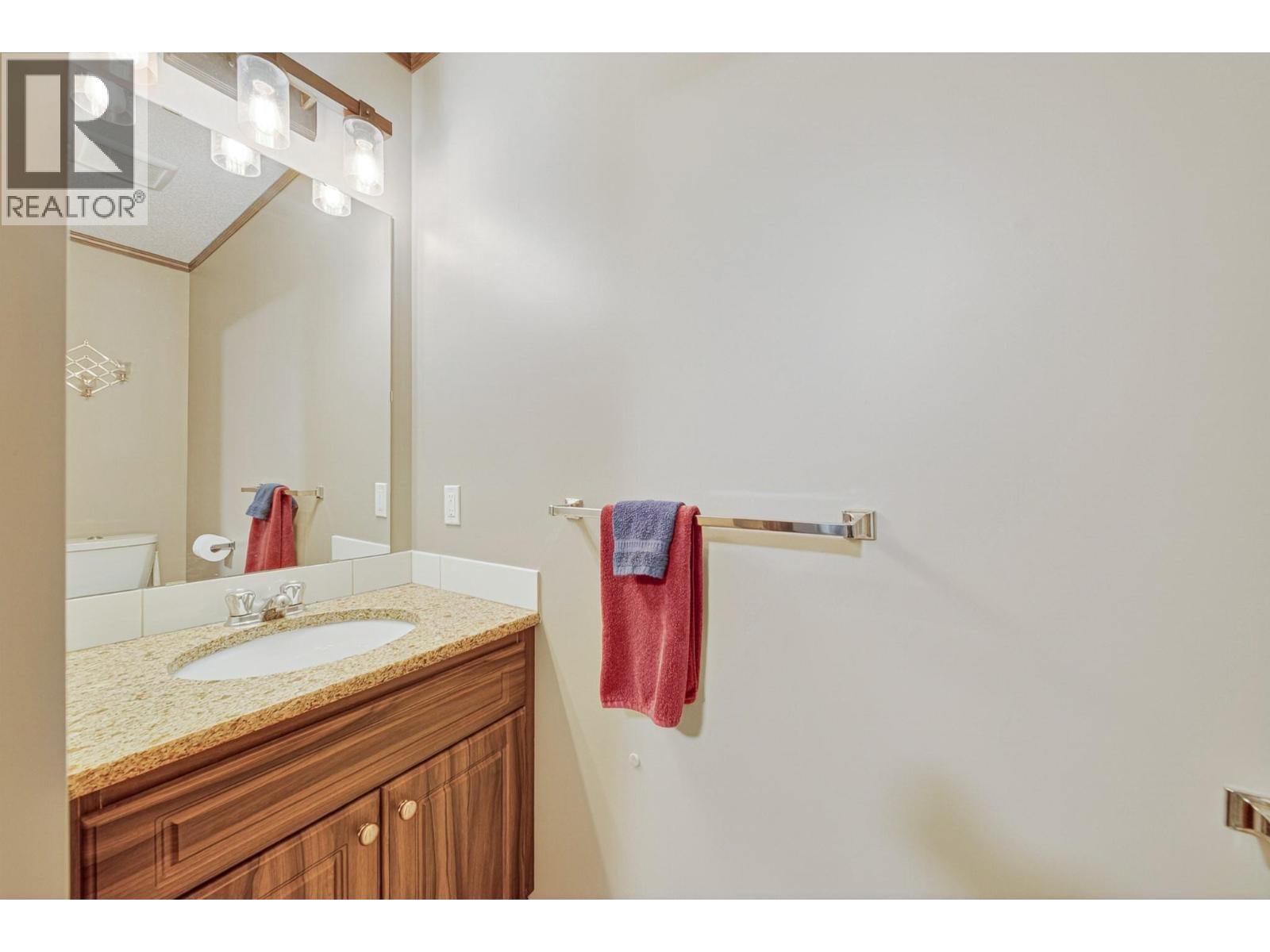115 Deerborne Drive, Elkford, British Columbia  V0B 1H0 - Photo 29 - 10390537