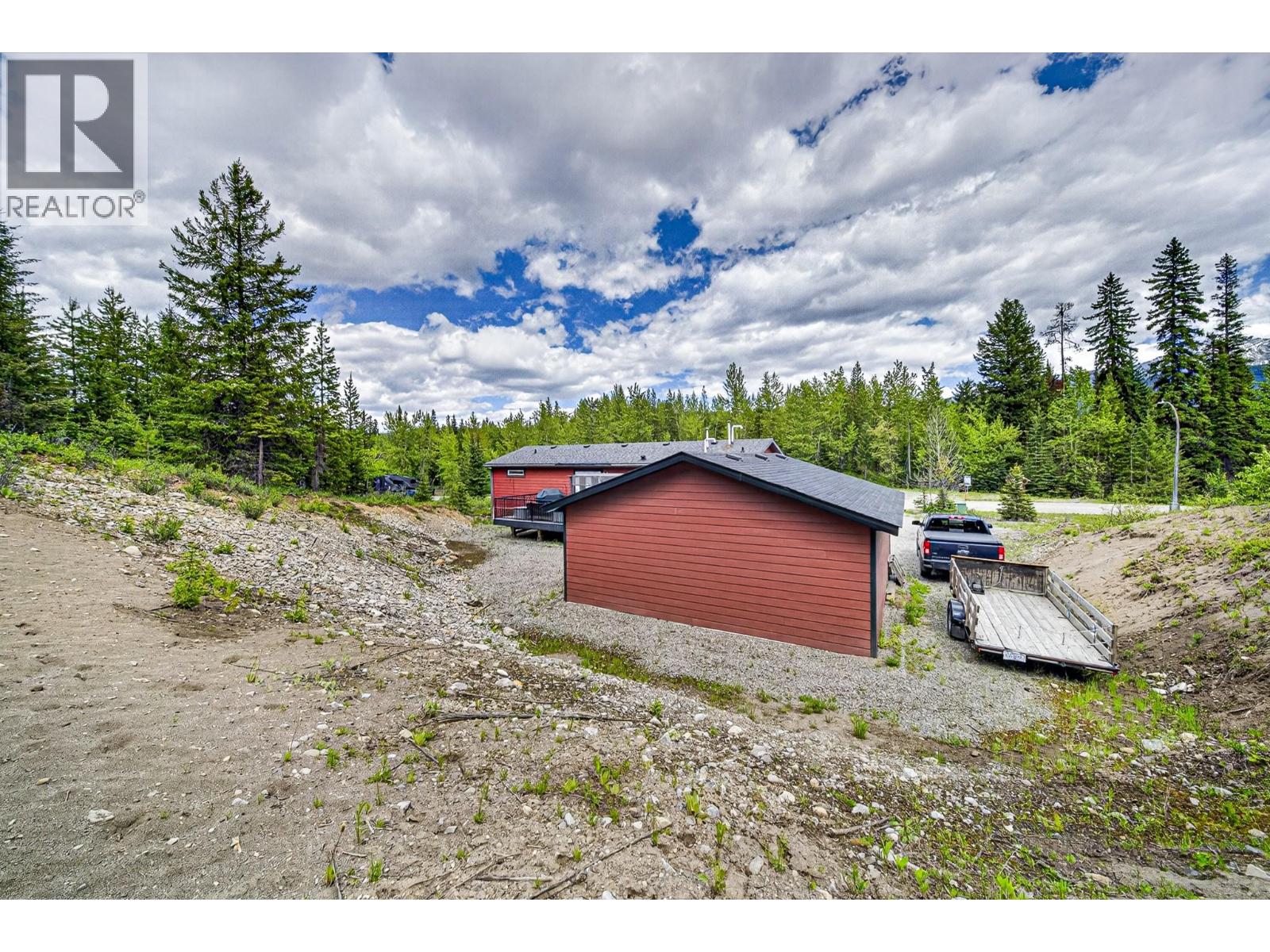 115 Deerborne Drive, Elkford, British Columbia  V0B 1H0 - Photo 42 - 10390537