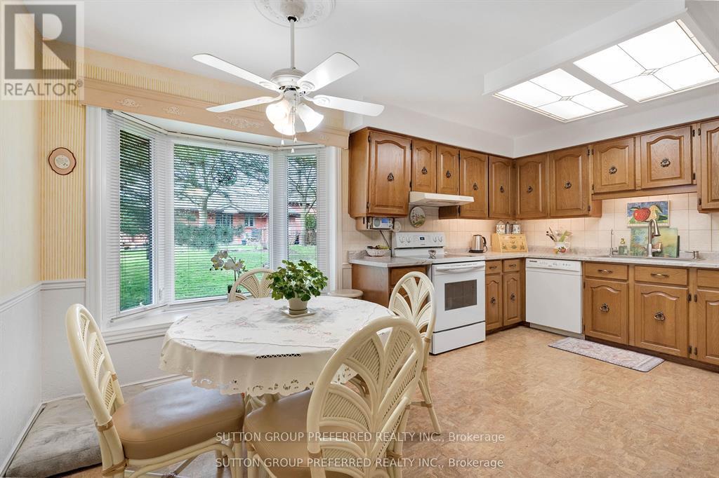18 - 55 Fiddlers Green Road, London North, Ontario N6H 4T8 - Photo 17 - X13414268