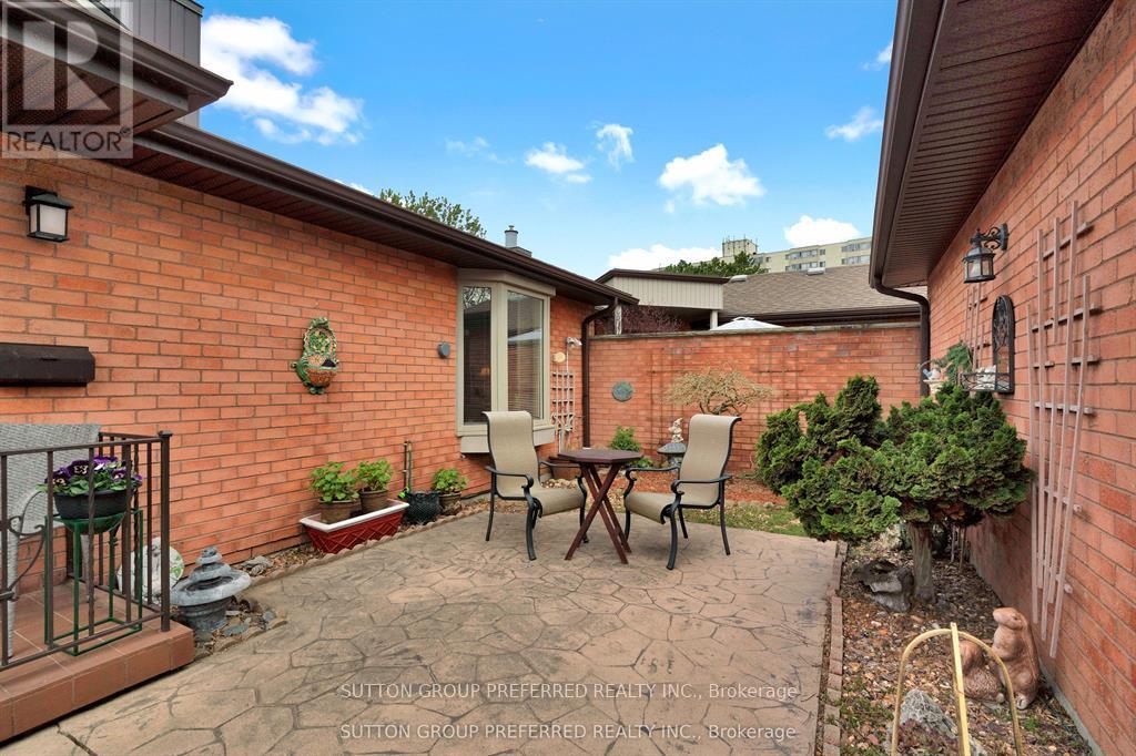 18 - 55 Fiddlers Green Road, London North, Ontario N6H 4T8 - Photo 6 - X13414268