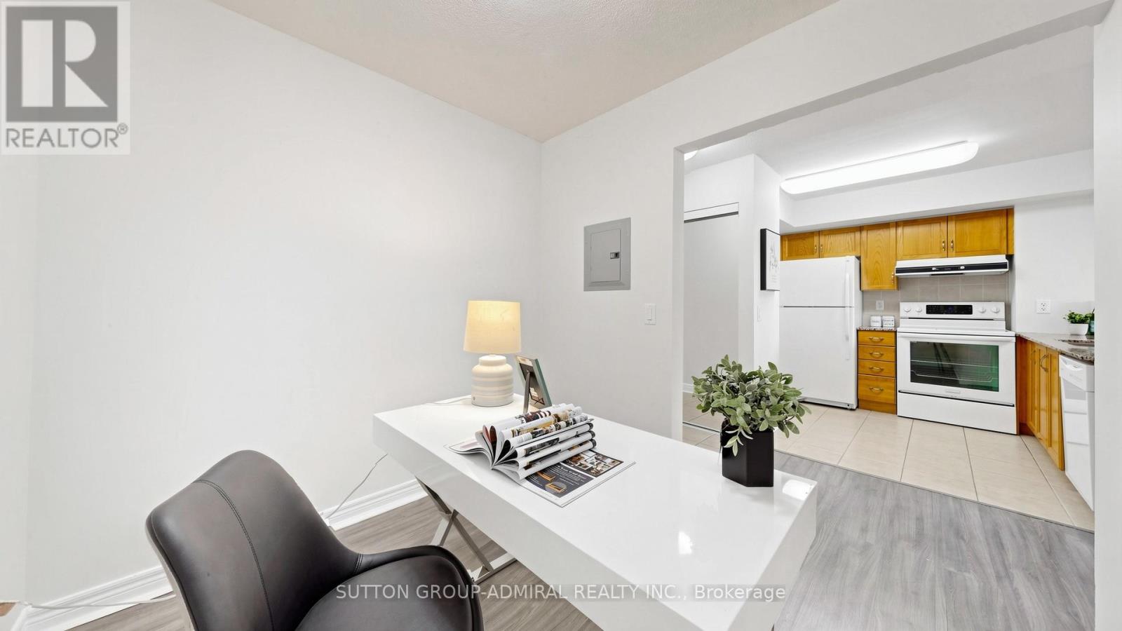811 - 50 Disera Drive, Vaughan, Ontario L4J 9E9 - Photo 10 - N13413860