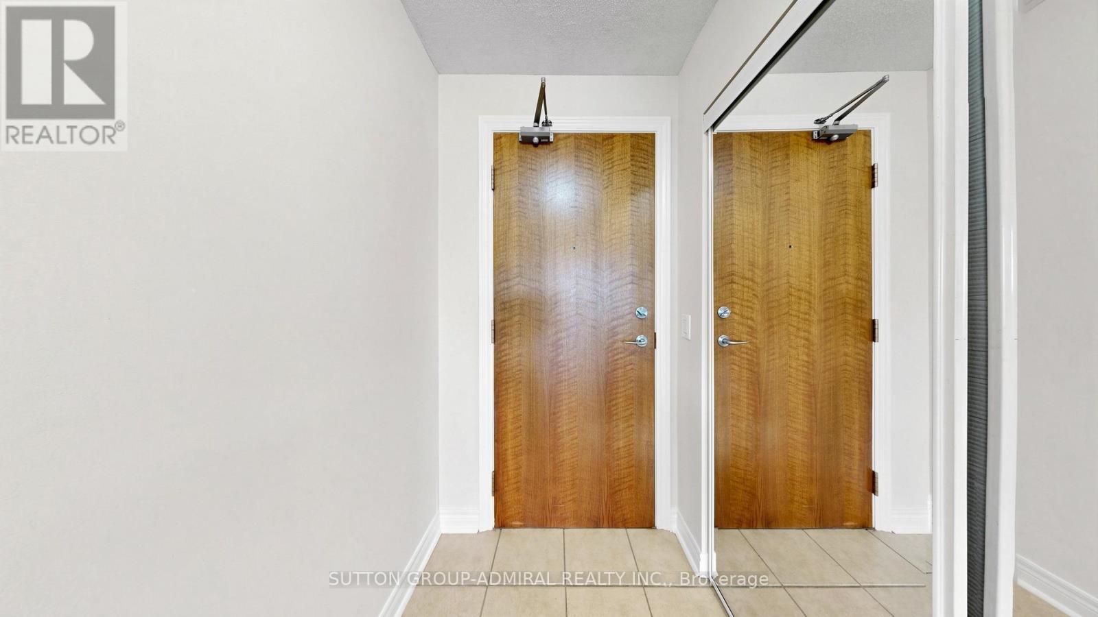 811 - 50 Disera Drive, Vaughan, Ontario L4J 9E9 - Photo 16 - N13413860