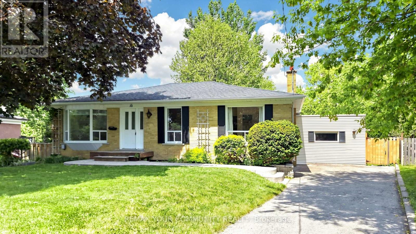 10 WINLAW PLACE, Markham, Ontario