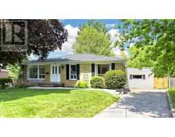 10 WINLAW PLACE, Markham, Ontario