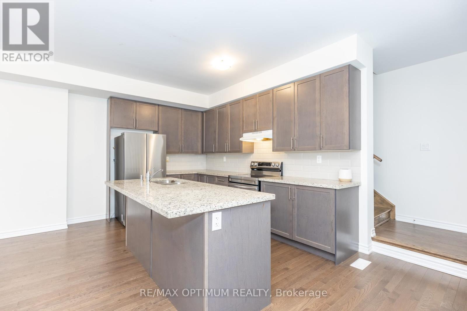 15 Gunton Street, Aurora, Ontario L4G 4A9 - Photo 11 - N13413966