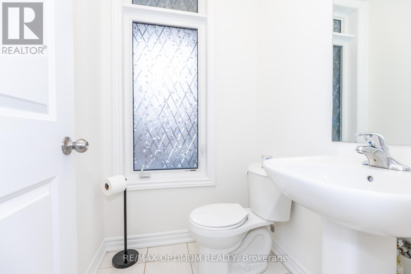 15 Gunton Street, Aurora, Ontario L4G 4A9 - Photo 18 - N13413966