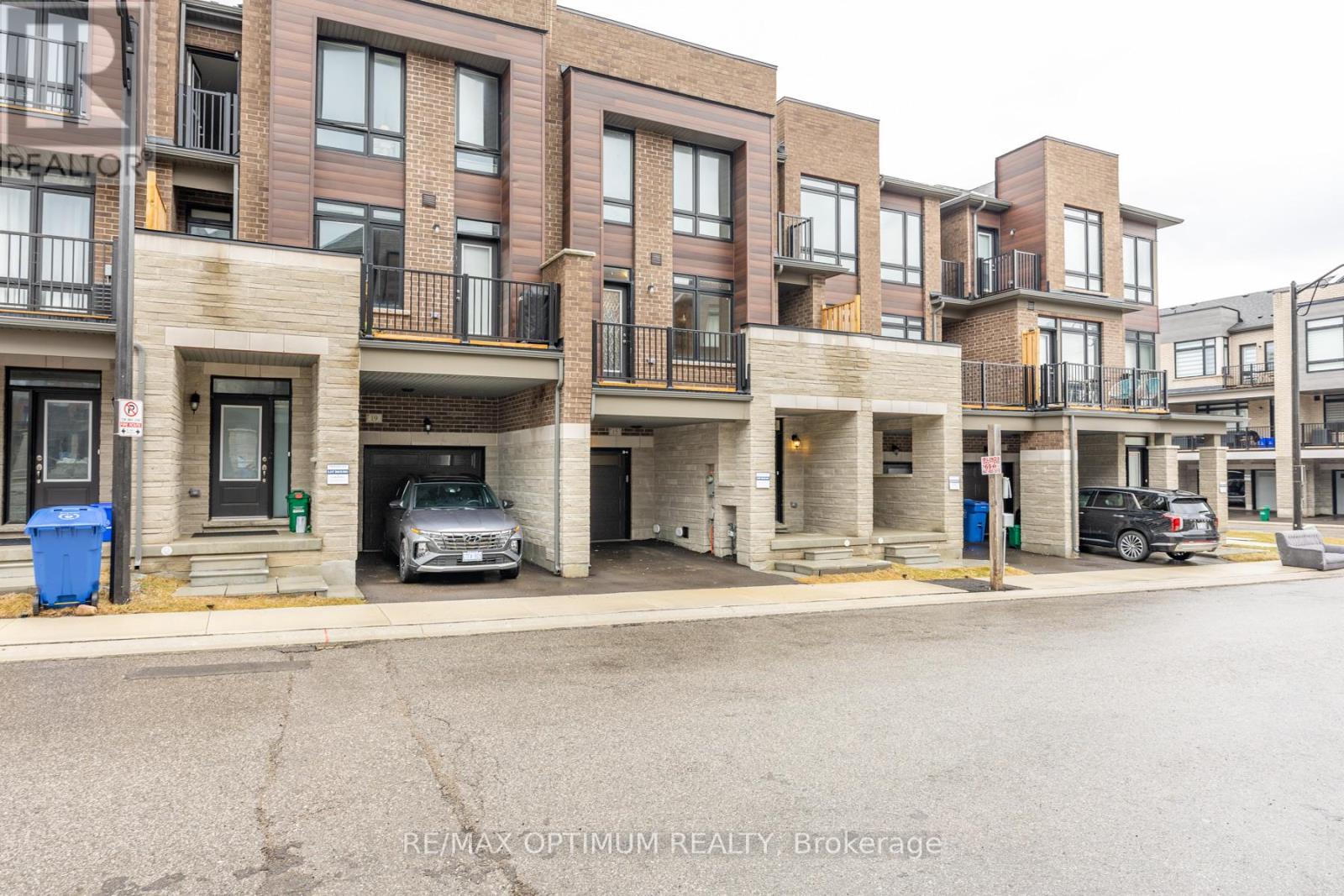 15 Gunton Street, Aurora, Ontario L4G 4A9 - Photo 2 - N13413966