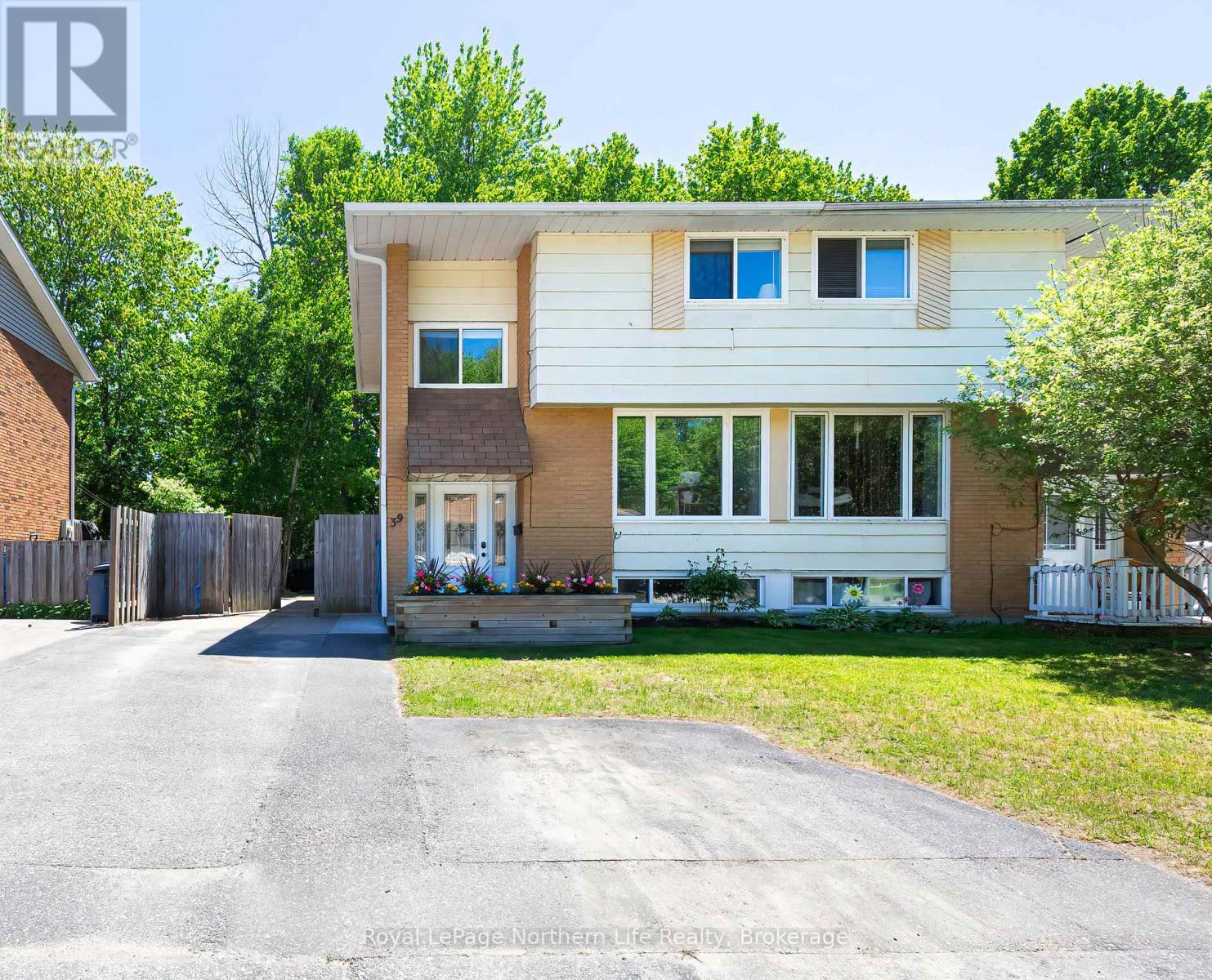 39 LOVELL AVENUE, north bay (ferris), Ontario