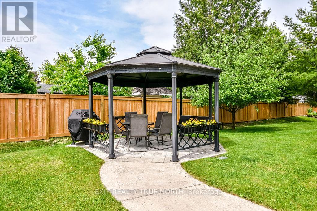 204 - 19b Yonge Street N, Springwater, Ontario  L0L 1P0 - Photo 31 - S13413816