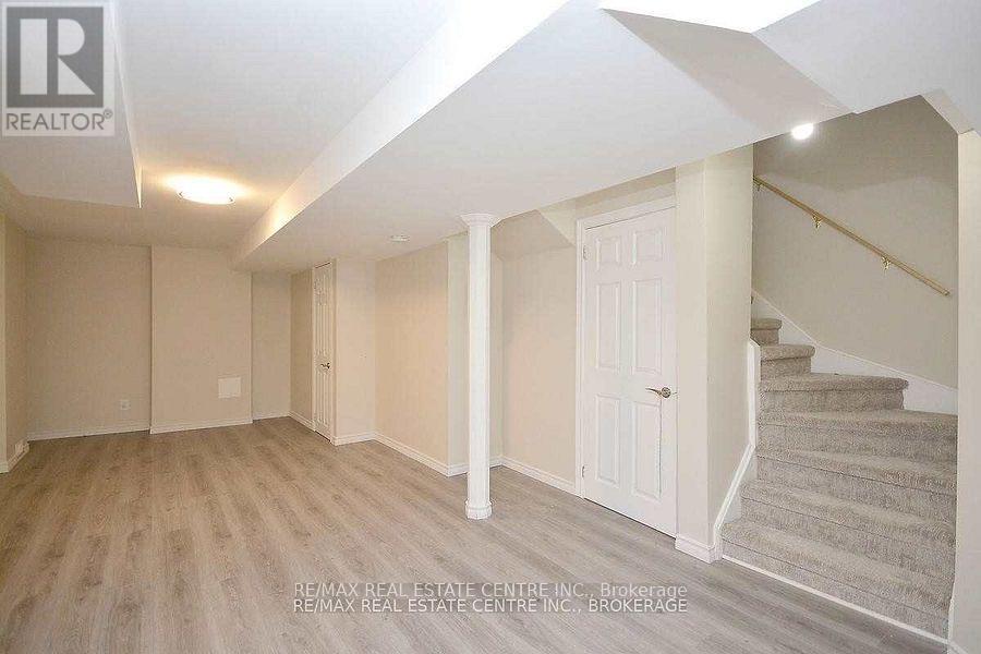 2343 Pine Glen Road, Oakville, Ontario  L6M 5J3 - Photo 33 - W13413810