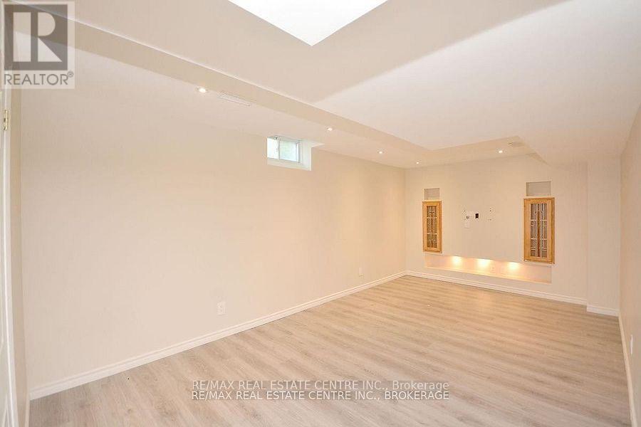 2343 Pine Glen Road, Oakville, Ontario  L6M 5J3 - Photo 35 - W13413810