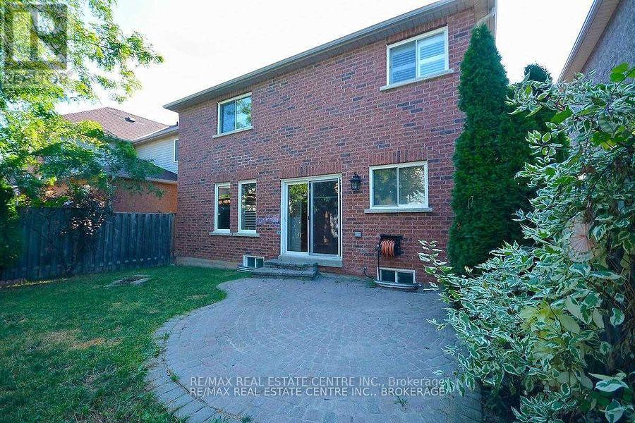 2343 Pine Glen Road, Oakville, Ontario  L6M 5J3 - Photo 37 - W13413810