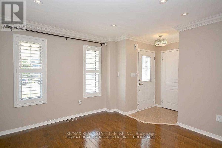 2343 Pine Glen Road, Oakville, Ontario  L6M 5J3 - Photo 5 - W13413810