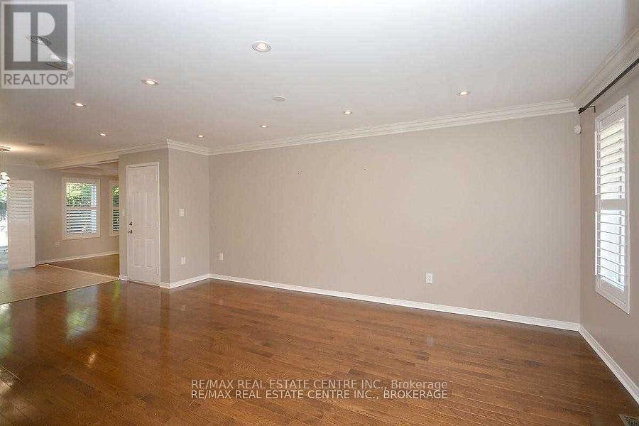2343 Pine Glen Road, Oakville, Ontario  L6M 5J3 - Photo 6 - W13413810