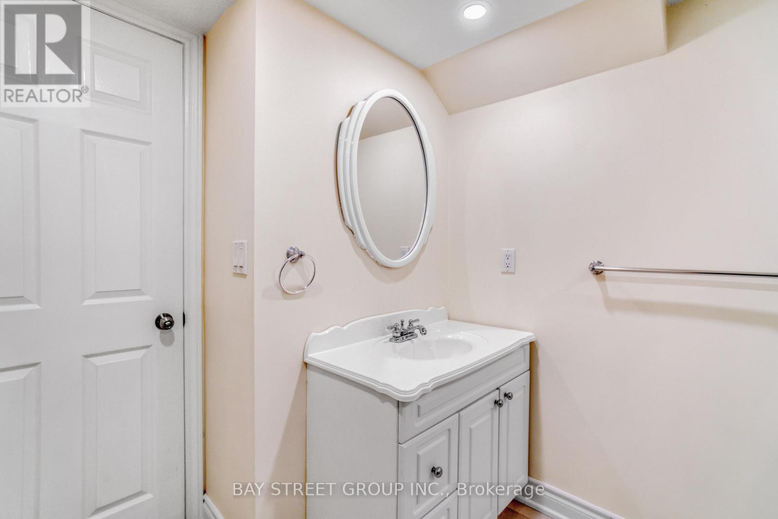 2050 Teeside Court, Mississauga, Ontario  L5M 3E5 - Photo 43 - W13413826