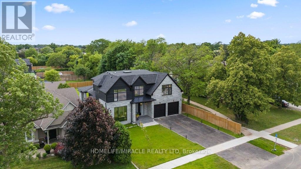 282 Maurice Drive, Oakville, Ontario  L6K 2X3 - Photo 3 - W13413846