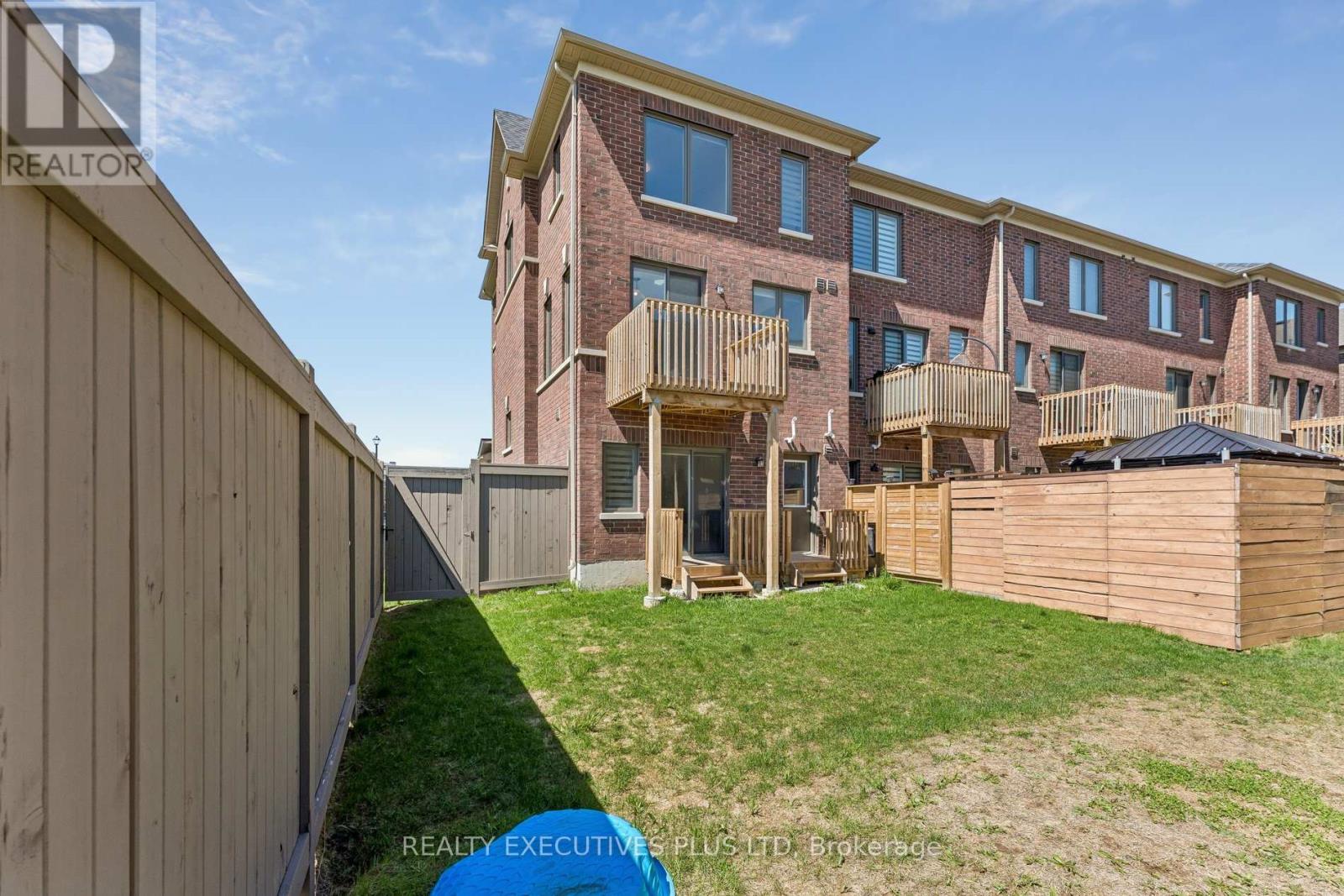12 Vestry Way, Brampton, Ontario  L6P 4N8 - Photo 49 - W13413914