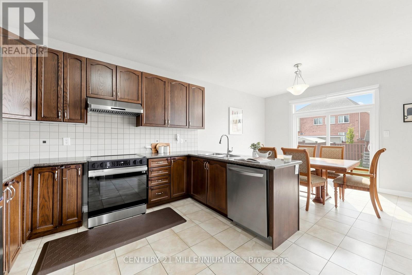 24 Fanfare Place, Brampton, Ontario  L6P 3E2 - Photo 18 - W13414062