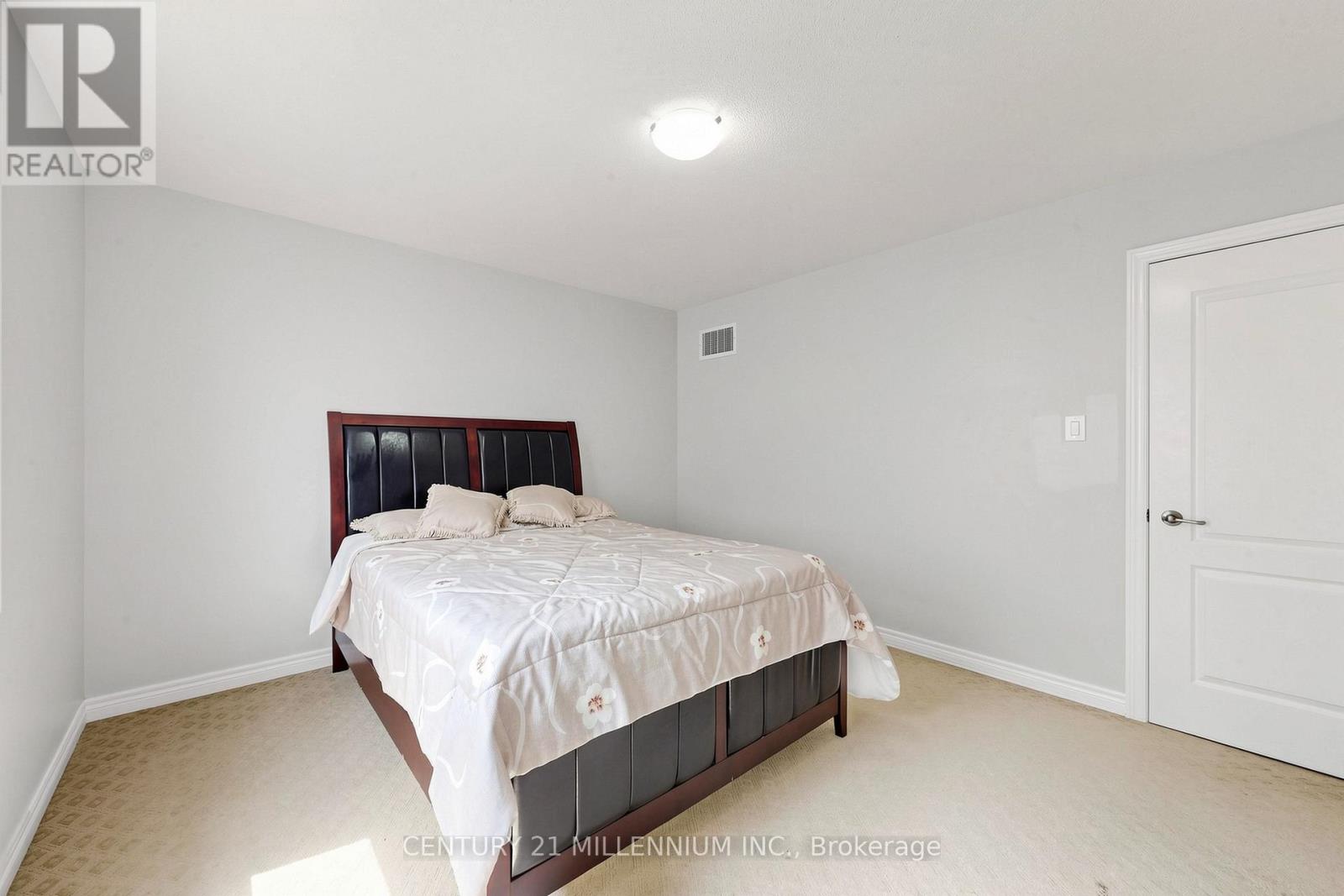 24 Fanfare Place, Brampton, Ontario  L6P 3E2 - Photo 34 - W13414062