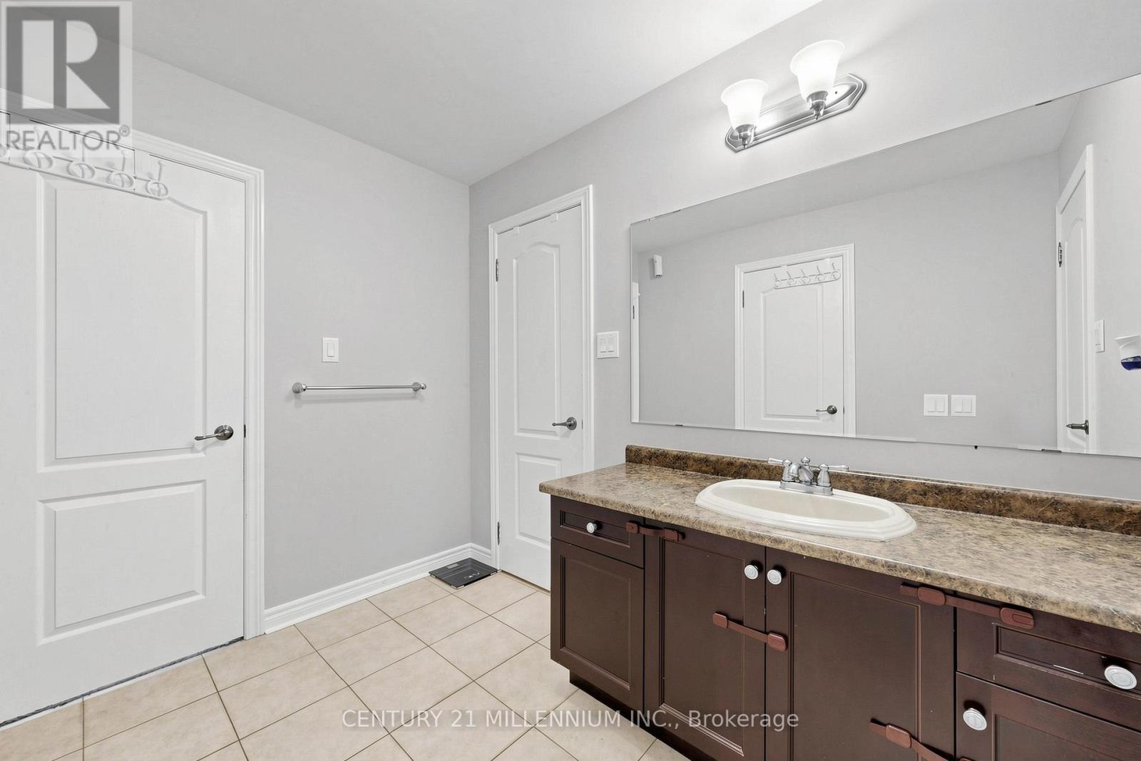 24 Fanfare Place, Brampton, Ontario  L6P 3E2 - Photo 36 - W13414062