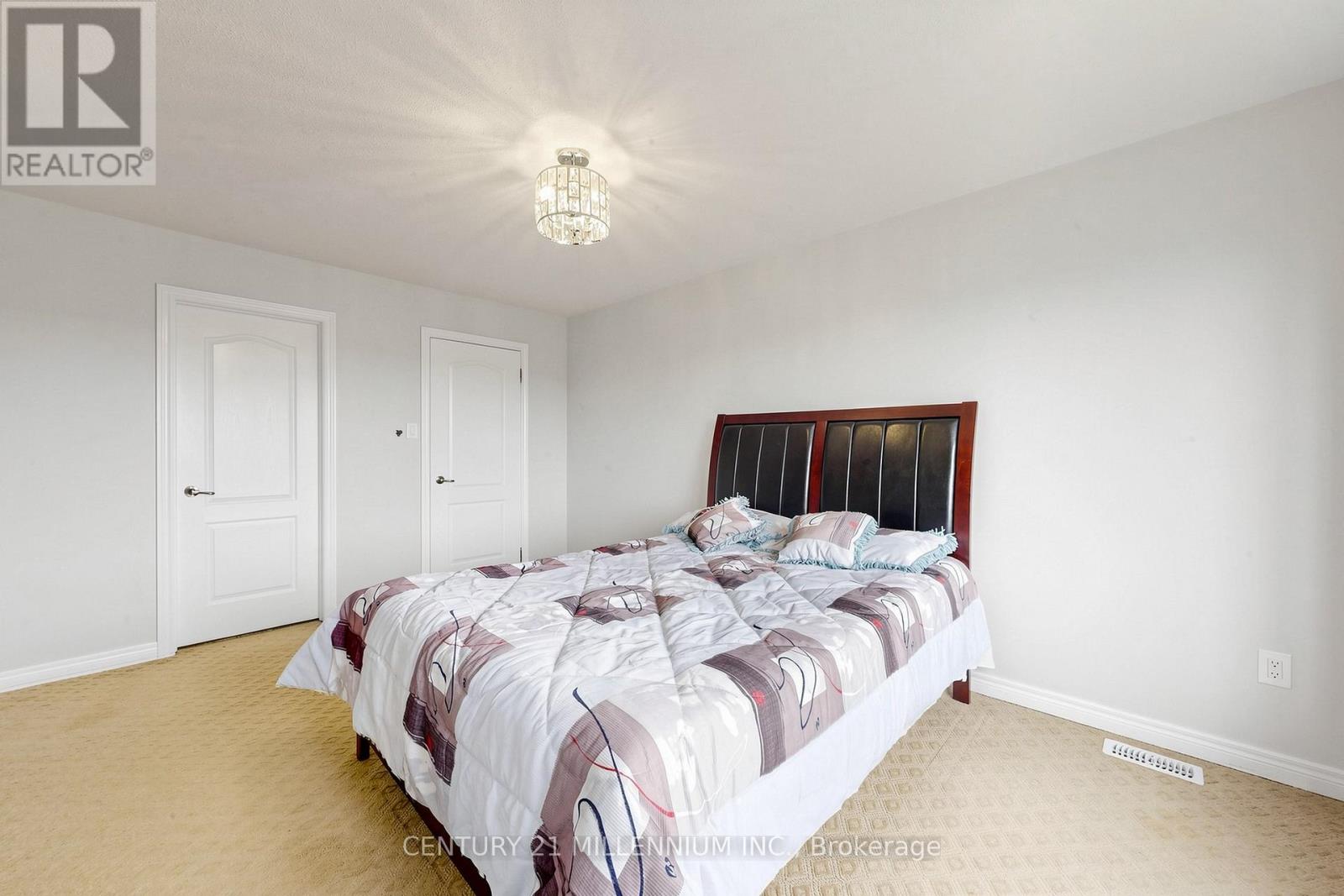 24 Fanfare Place, Brampton, Ontario  L6P 3E2 - Photo 39 - W13414062