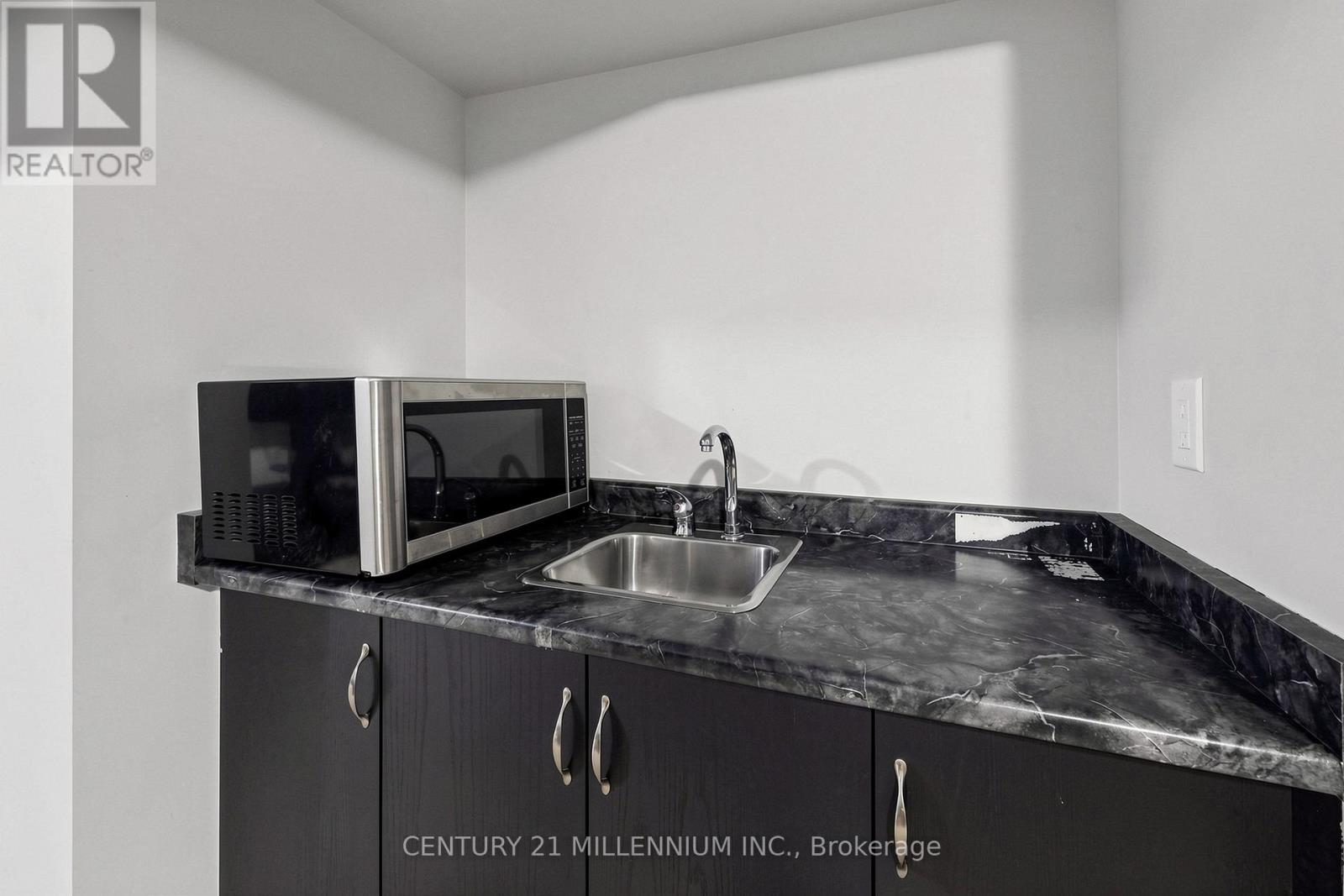 24 Fanfare Place, Brampton, Ontario  L6P 3E2 - Photo 46 - W13414062