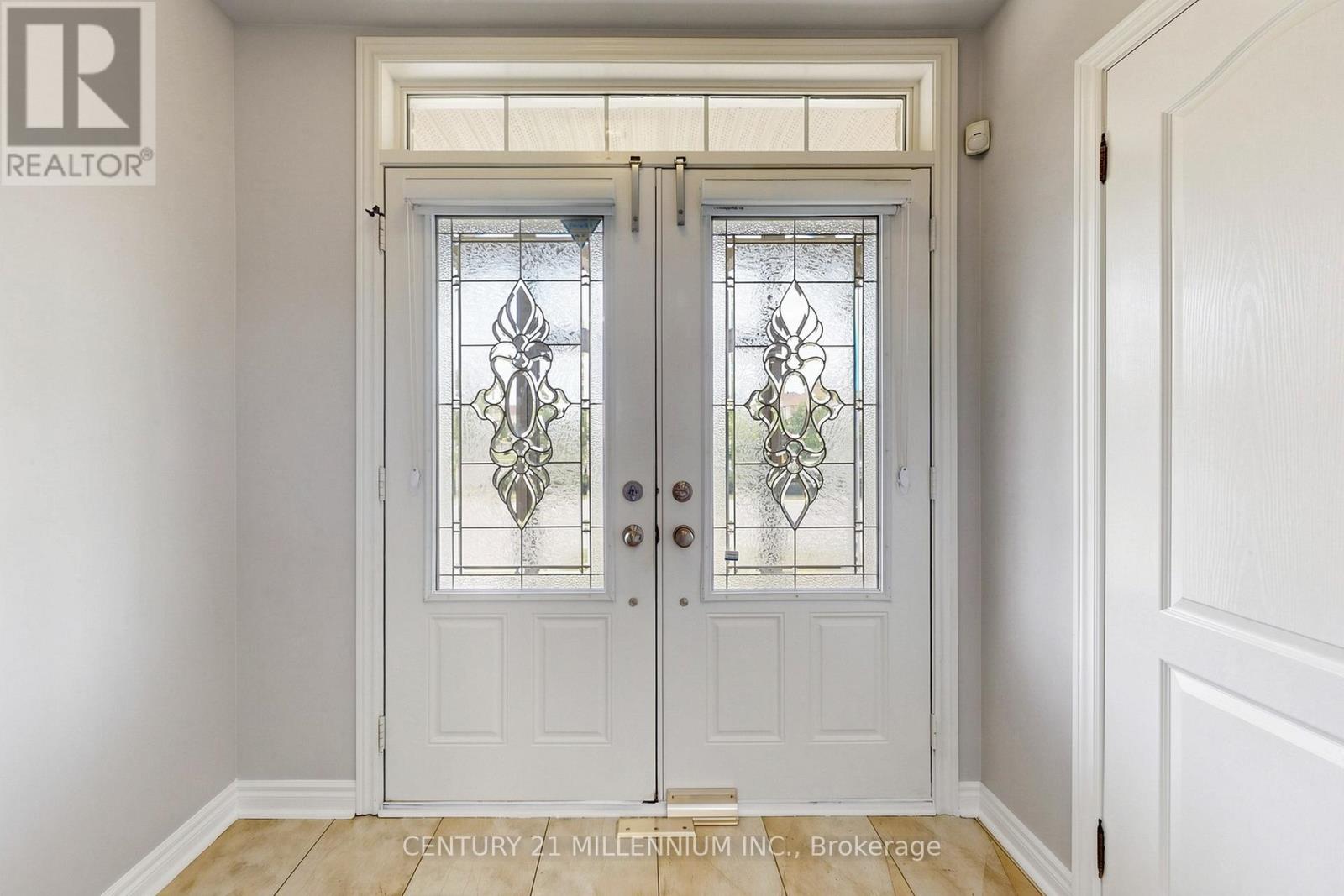 24 Fanfare Place, Brampton, Ontario  L6P 3E2 - Photo 7 - W13414062