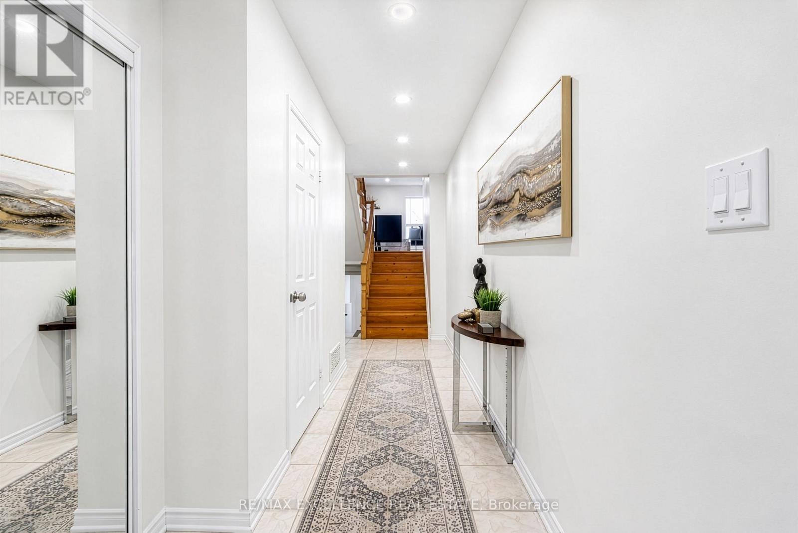 1 - 4920 Rathkeale Road, Mississauga, Ontario  L5V 2E9 - Photo 15 - W13414076