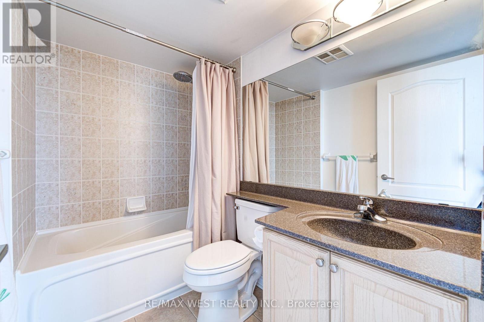 1611 - 1 Elm Drive W, Mississauga, Ontario  L5B 4M1 - Photo 11 - W13414190