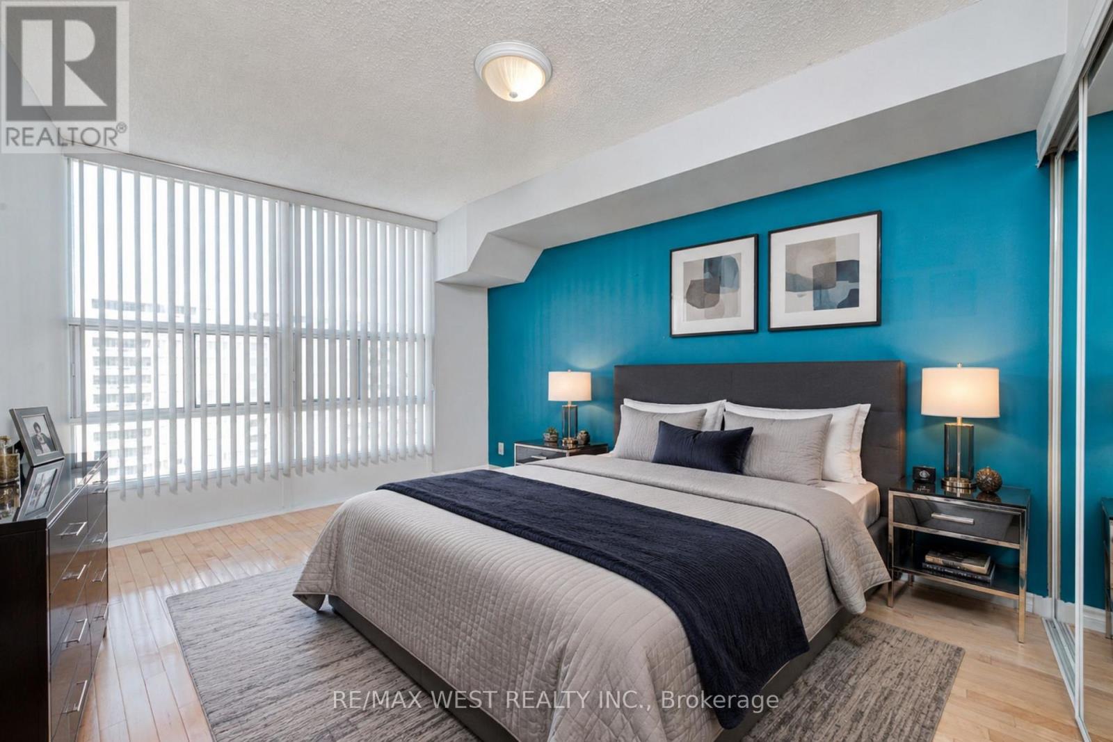 1611 - 1 Elm Drive W, Mississauga, Ontario  L5B 4M1 - Photo 12 - W13414190